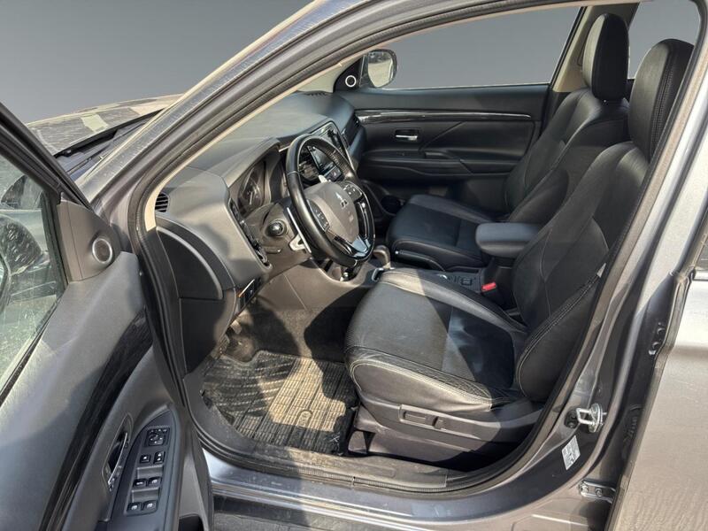 Mitsubishi Outlander vaihtoauto