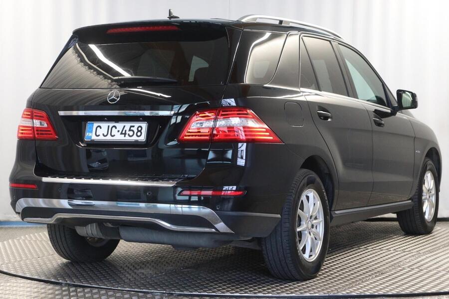 Mercedes-Benz ML vaihtoauto