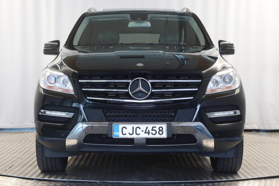 Mercedes-Benz ML vaihtoauto