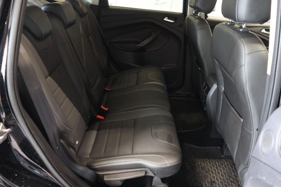 Ford Kuga vaihtoauto