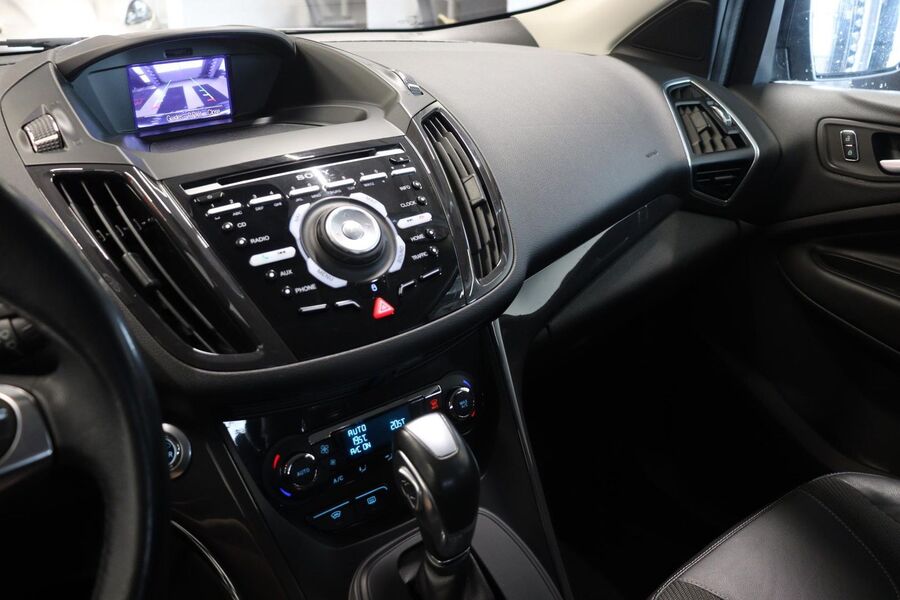 Ford Kuga vaihtoauto