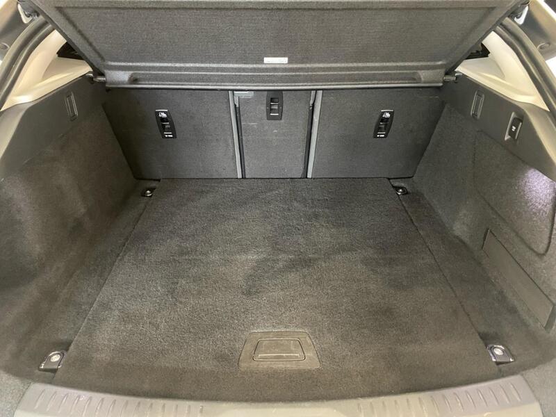 Jaguar I-PACE vaihtoauto