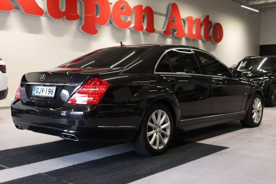 Mercedes-Benz S vaihtoauto