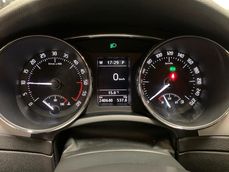 Skoda Superb vaihtoauto