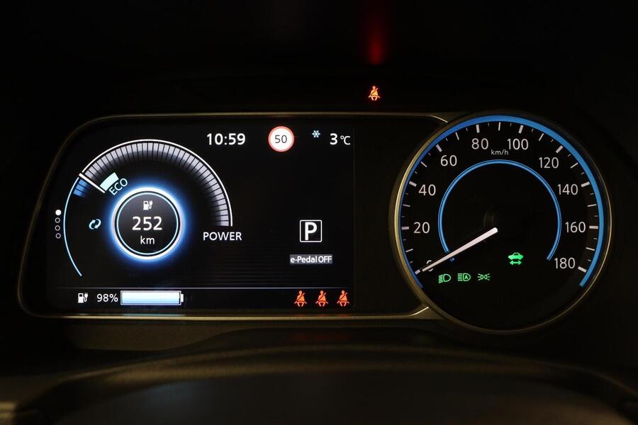 Nissan Leaf vaihtoauto