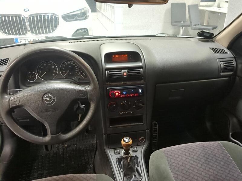 Opel Astra vaihtoauto