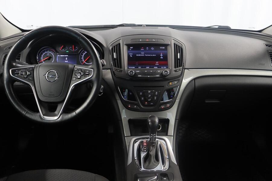 Opel Insignia vaihtoauto