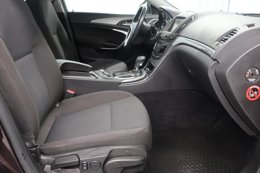 Opel Insignia vaihtoauto