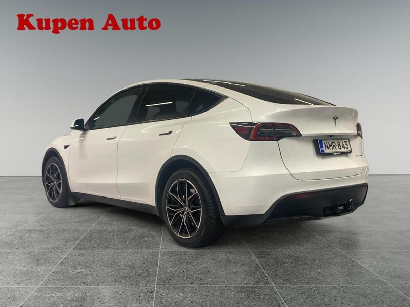 Tesla Model Y vaihtoauto