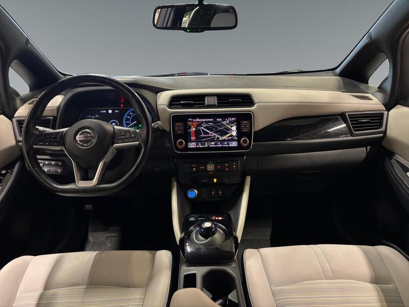 Nissan Leaf vaihtoauto