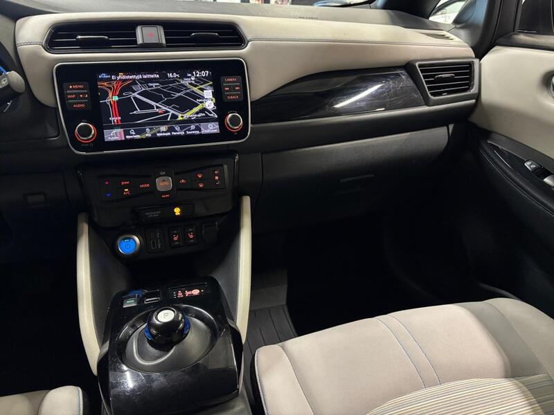 Nissan Leaf vaihtoauto