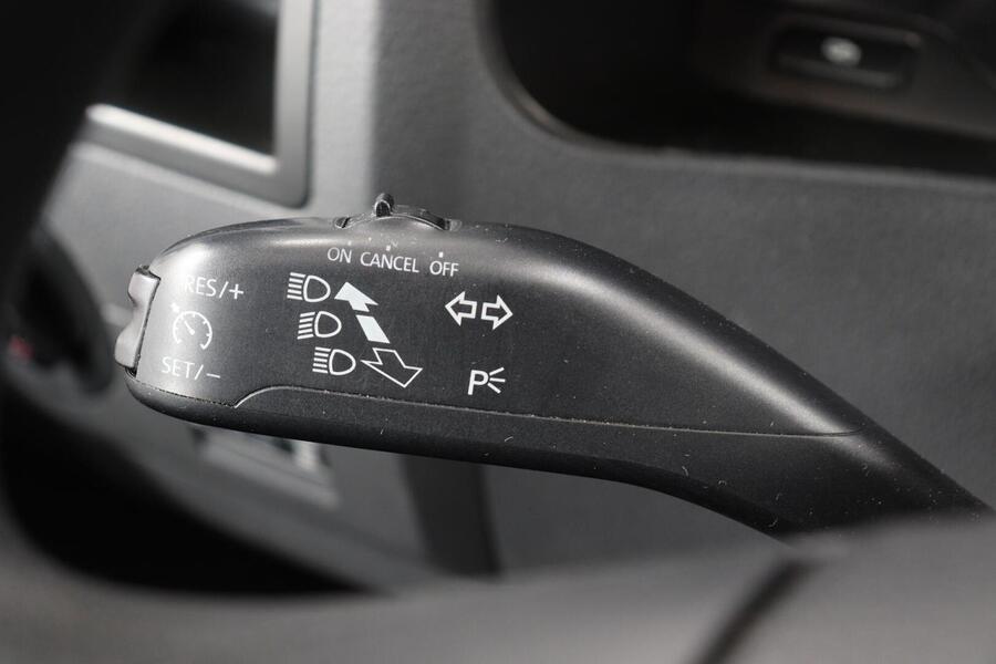 Volkswagen Caravelle vaihtoauto