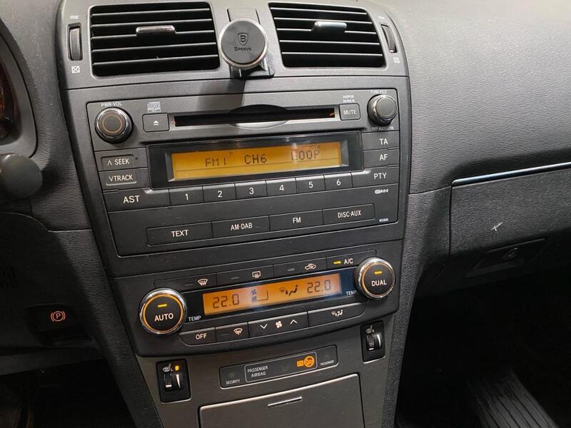 Toyota Avensis vaihtoauto