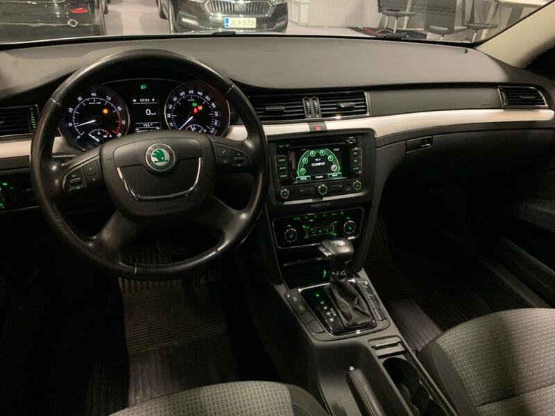 Skoda Superb vaihtoauto