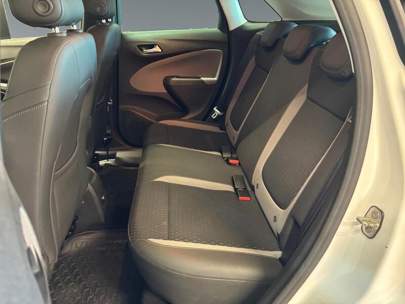 Opel Crossland X vaihtoauto