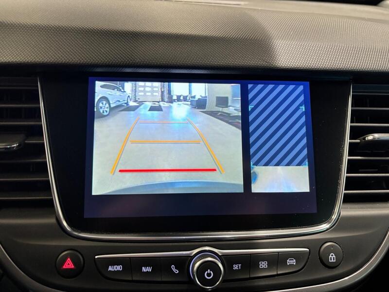 Opel Crossland X vaihtoauto