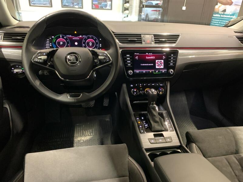 Skoda Superb vaihtoauto