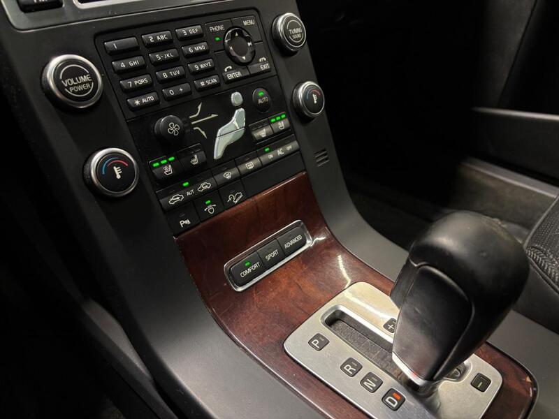 Volvo XC70 vaihtoauto