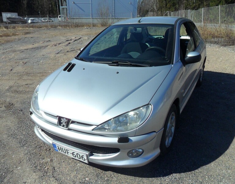 Peugeot 206 vaihtoauto