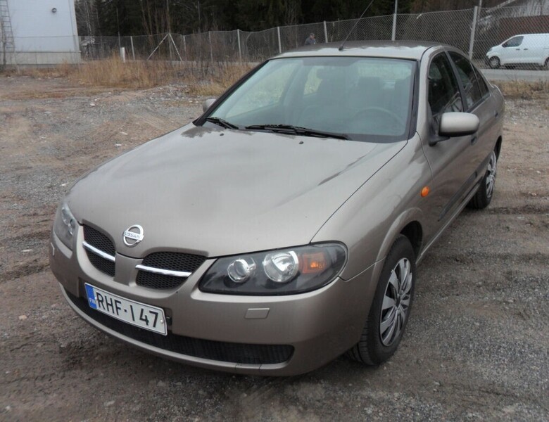 Nissan Almera vaihtoauto