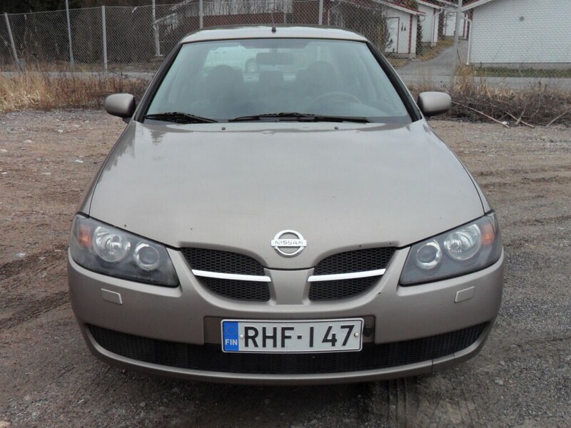 Nissan Almera vaihtoauto