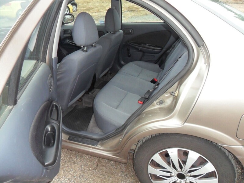 Nissan Almera vaihtoauto