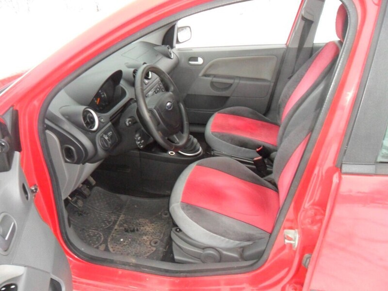 Ford Fiesta vaihtoauto