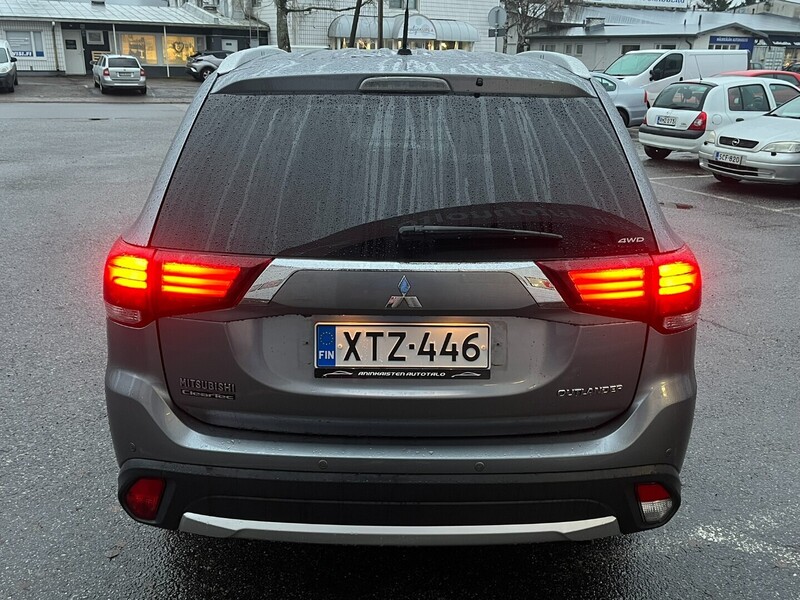 Mitsubishi Outlander vaihtoauto
