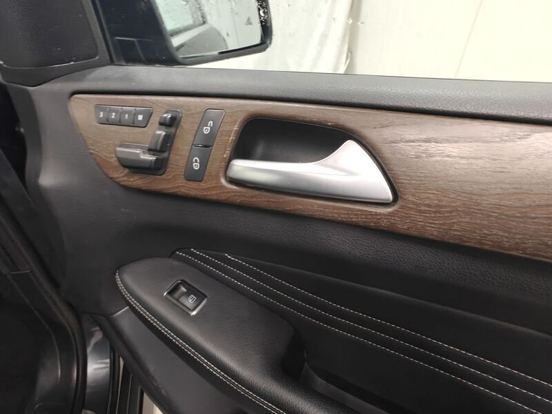 Mercedes-Benz ML vaihtoauto