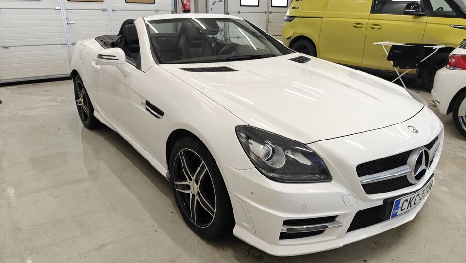 Mercedes-Benz SLK vaihtoauto