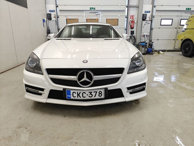 Mercedes-Benz SLK vaihtoauto