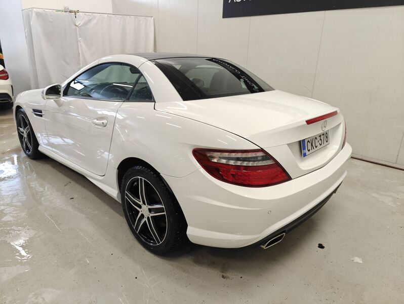 Mercedes-Benz SLK vaihtoauto