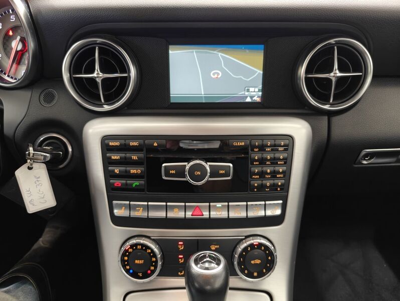 Mercedes-Benz SLK vaihtoauto