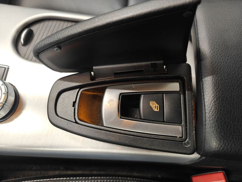 Mercedes-Benz SLK vaihtoauto