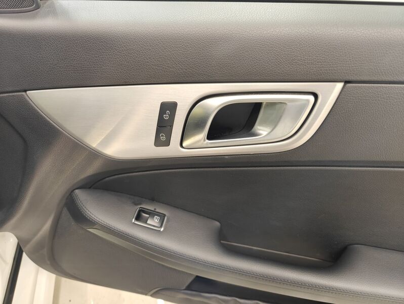 Mercedes-Benz SLK vaihtoauto