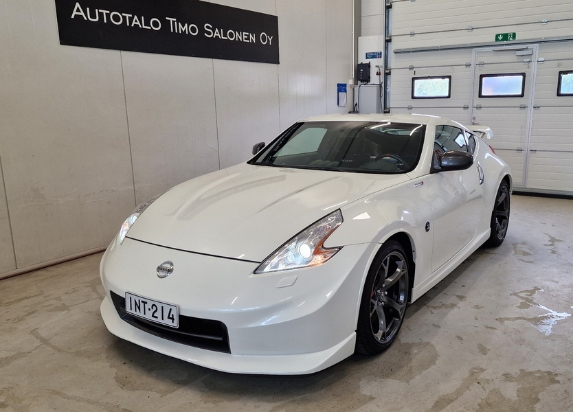 Nissan 370Z vaihtoauto