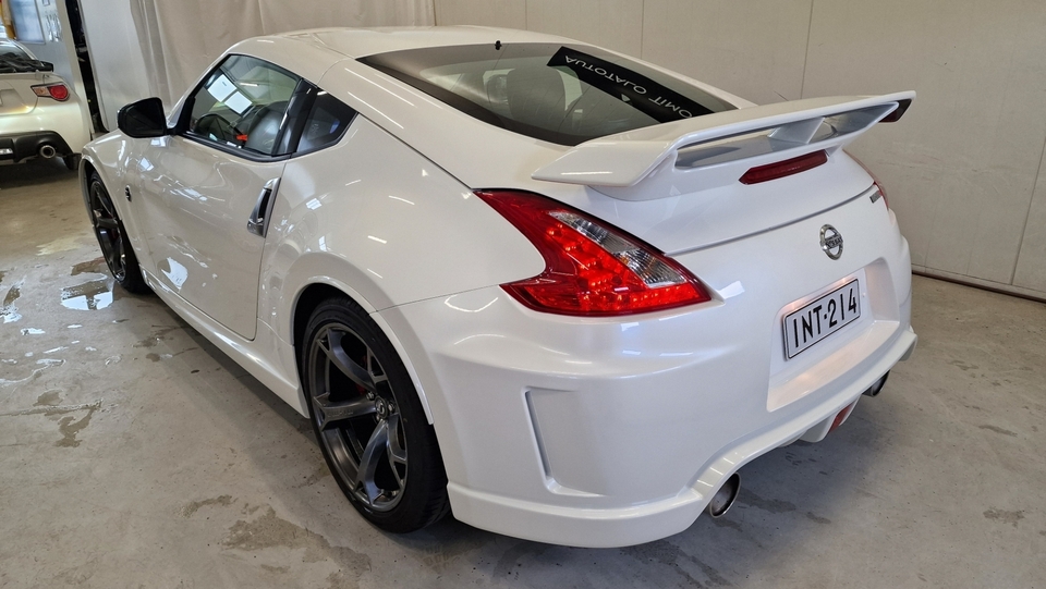 Nissan 370Z vaihtoauto