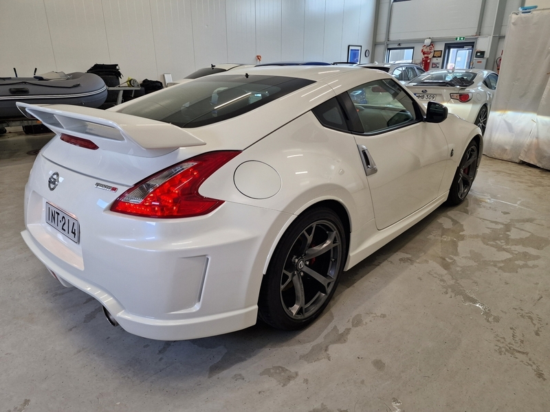 Nissan 370Z vaihtoauto