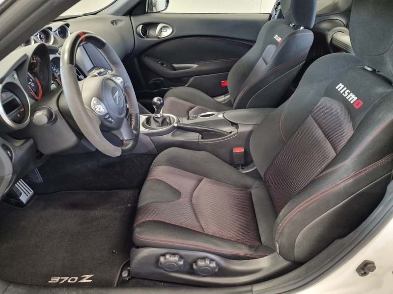 Nissan 370Z vaihtoauto