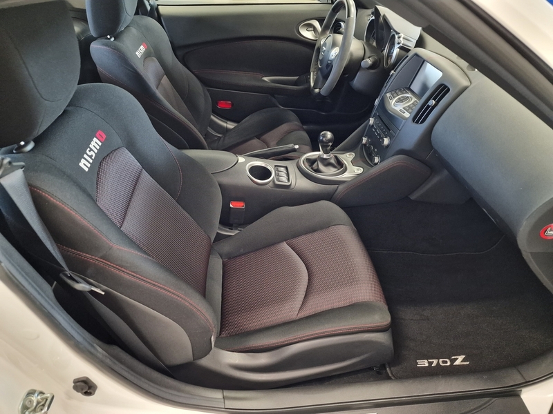 Nissan 370Z vaihtoauto