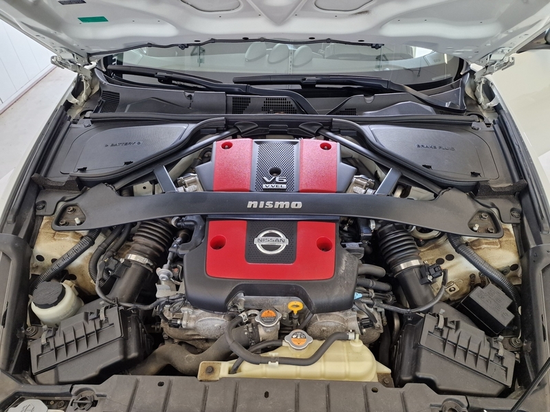 Nissan 370Z vaihtoauto