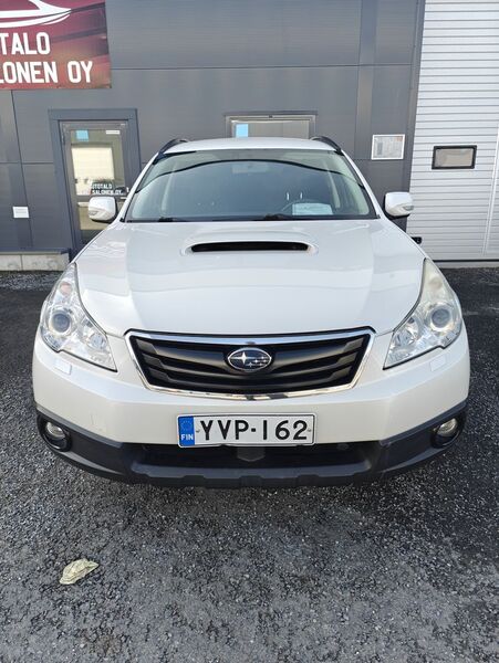 Subaru Outback vaihtoauto