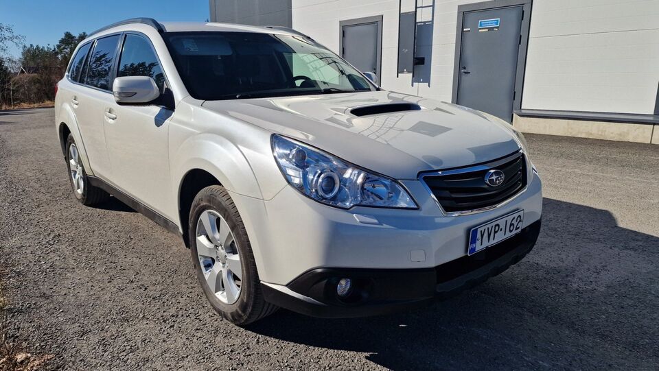Subaru Outback vaihtoauto