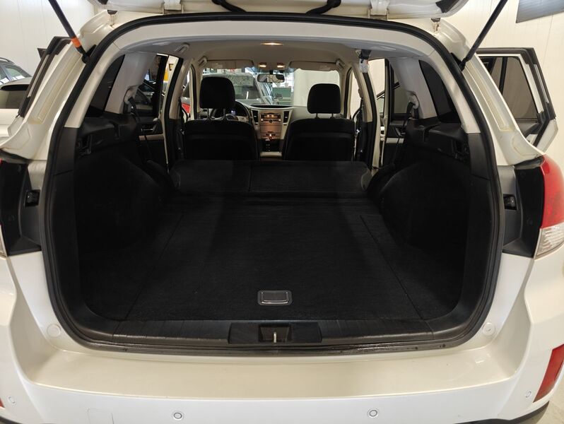 Subaru Outback vaihtoauto