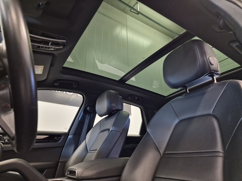 Porsche Cayenne vaihtoauto