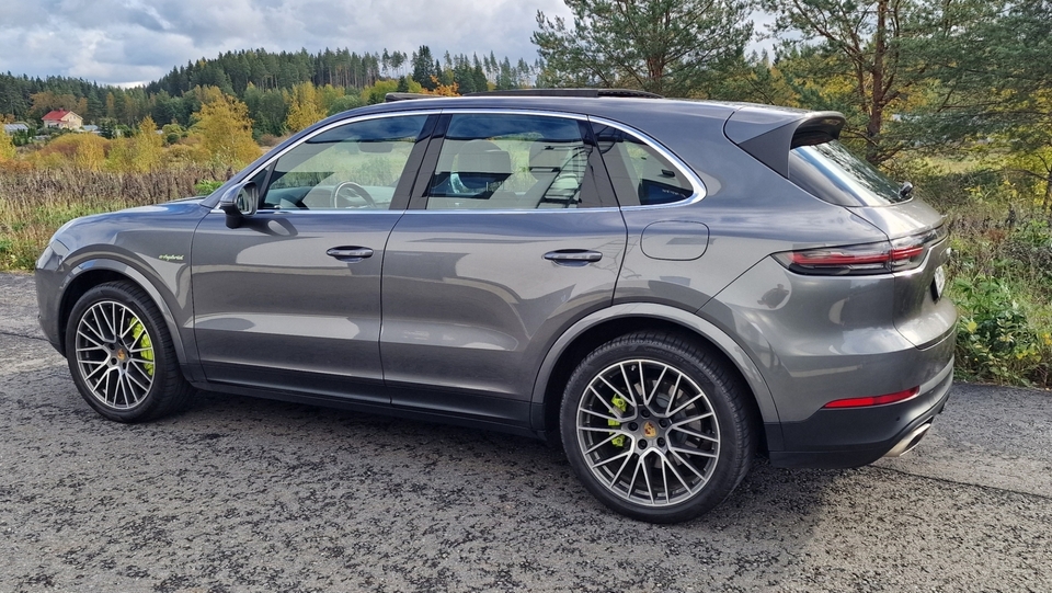 Porsche Cayenne vaihtoauto