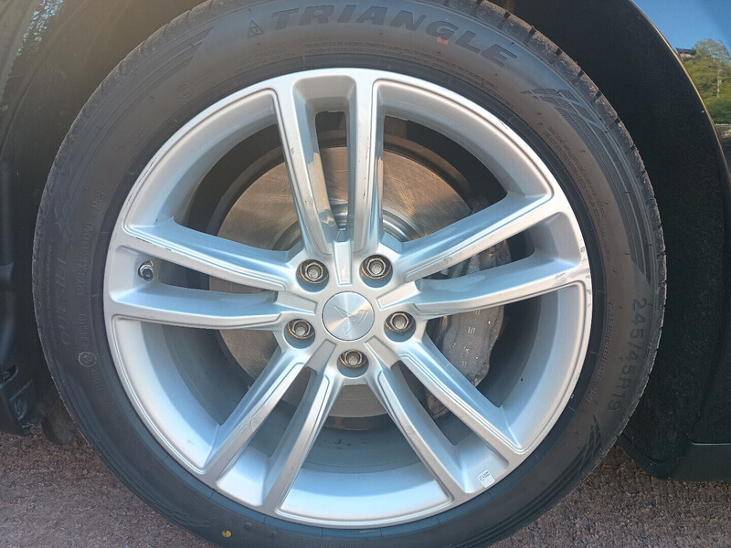 Tesla Model S vaihtoauto