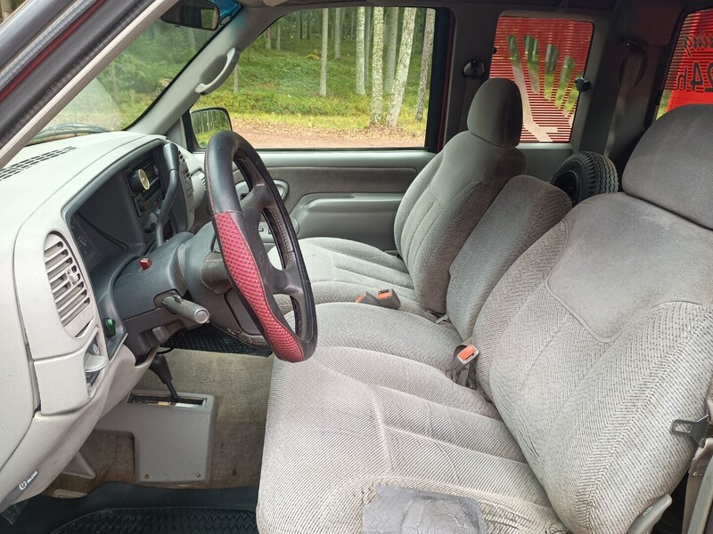 Chevrolet Silverado vaihtoauto