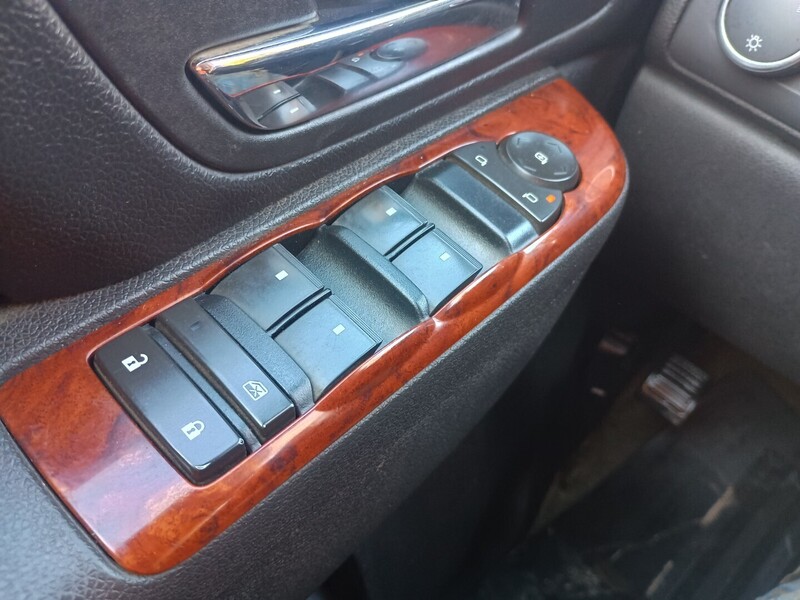 Chevrolet Suburban vaihtoauto