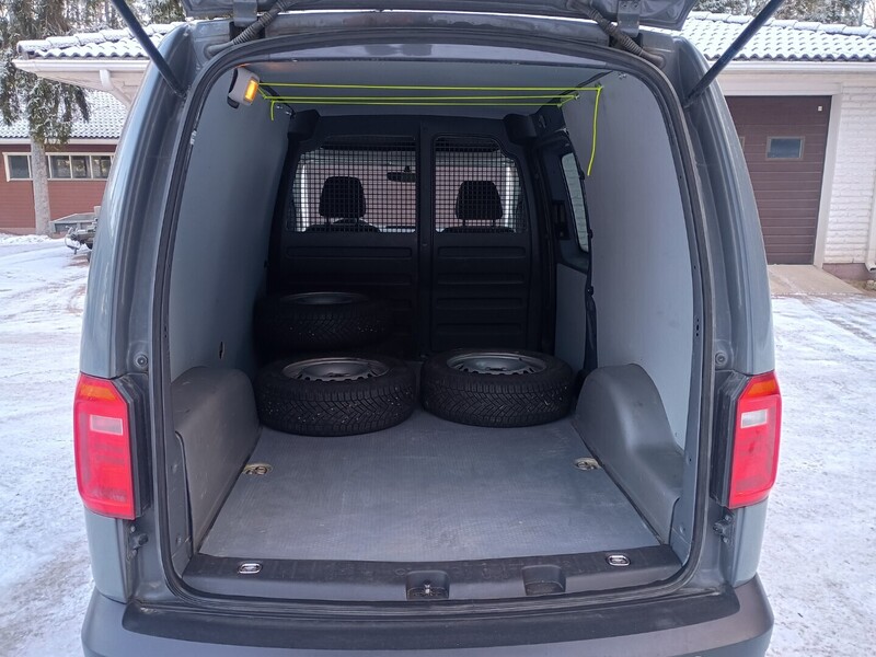 Volkswagen Caddy Maxi vaihtoauto